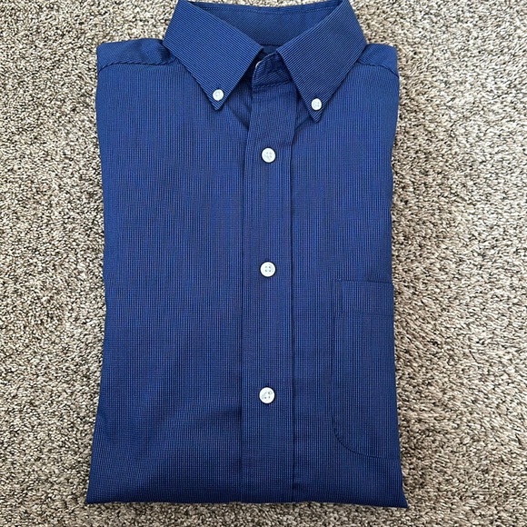 Roundtree & Yorke Other - Roundtree & Yorke travel smart long sleeve button down dress shirt